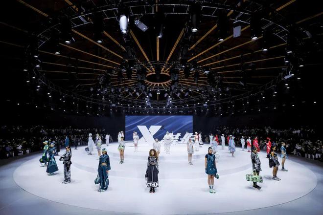 时装周洞察 主题日——产业崛起的硬核新叙事