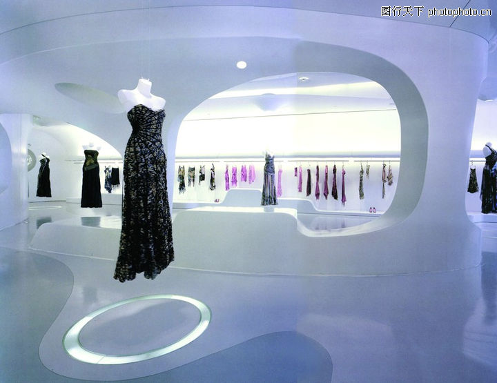 米兰时装周——安普里奥·阿玛尼品牌时装秀